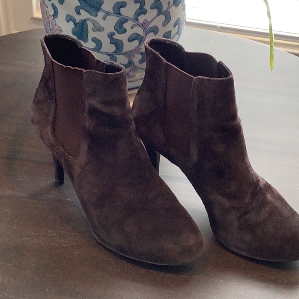 Ann Taylor Loft chocolate brown boots. Size 7